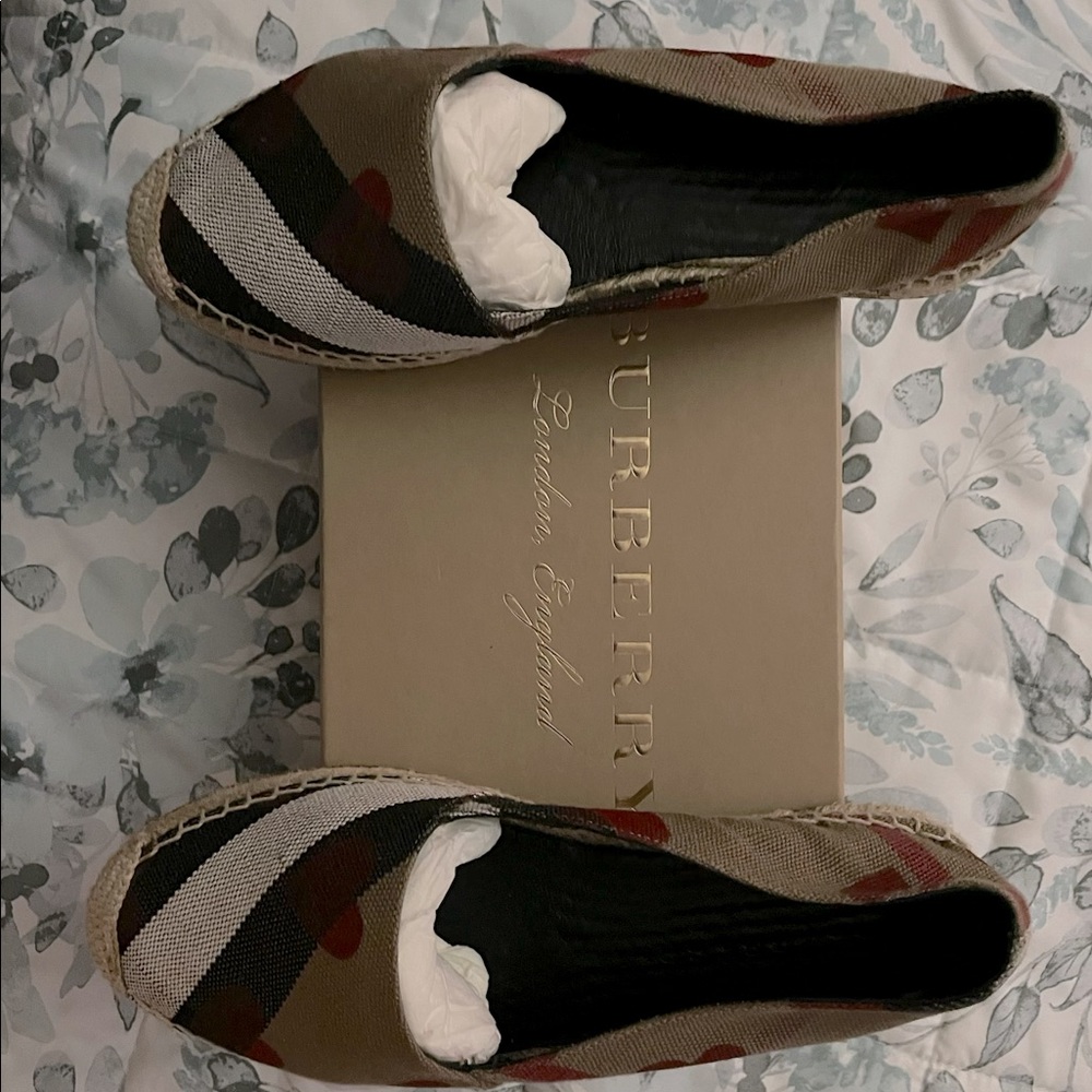 Burberry Women's Icon Stripe Espadrille Flats